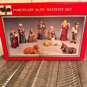 Vintage Venture Nativity Set Christmas Porcelain 11 Piece Holiday Ornament New‎